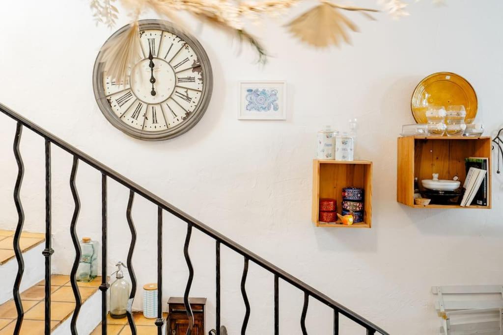 Chambre Atypique Dans Cafe Healthy Saint-Paul-de-Vence Exterior foto